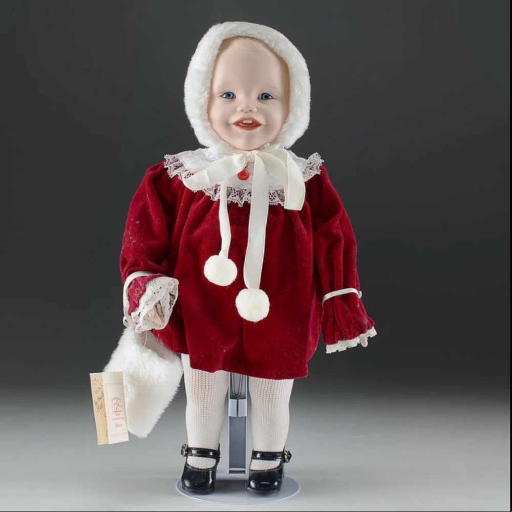 NWT NIB - 1987 : Vintage - Yolanda Bello China Porcelain Doll “Jennifer”